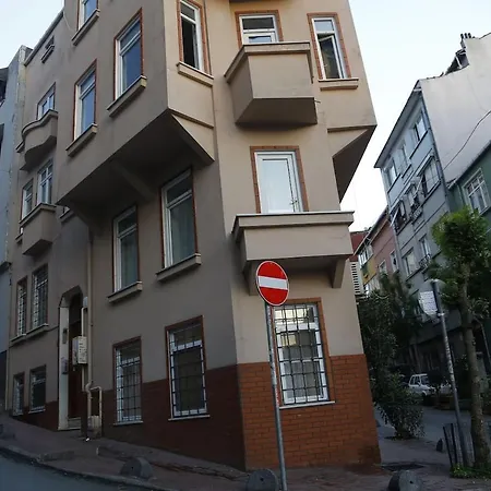 Unique And Experience Taksim Apartment *